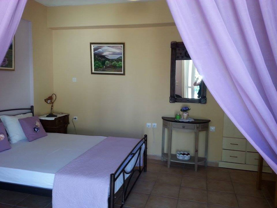 Δωμάτιο με διπλό κρεβάτι